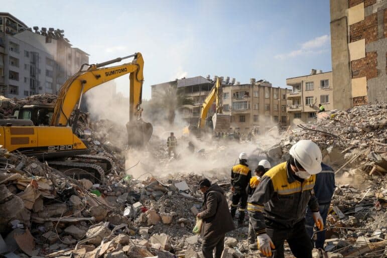Depremler: Dünya Tarihinden Günümüze, Türkiye’den Küresel Risklere Uzanan Bir Gerçek - Resim 4